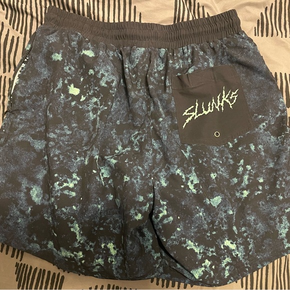 Slunks - Picture 2 of 4